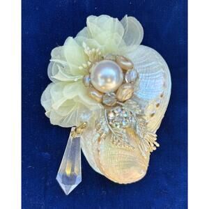 3.5 in Vintage Mother of Pearl Brooch Pin Crystal Rhinestone Embellishment New